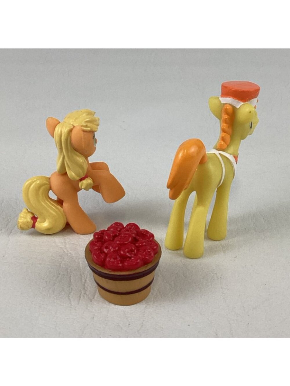 My Little Pony Super Speedy Squeezy 6000 Vehicle Sweet Apple Acres Applejack Toy - Picture 9 of 9
